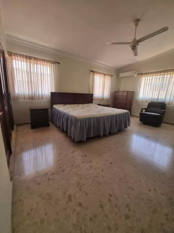 casas - Casa en venta en Las Praderas
RD$21,500,000
 7