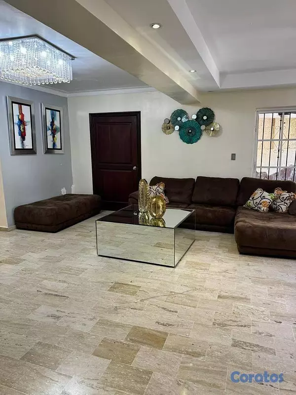 casas - Casa de 3 habitaciones 4 baños en venta en Altos D 6