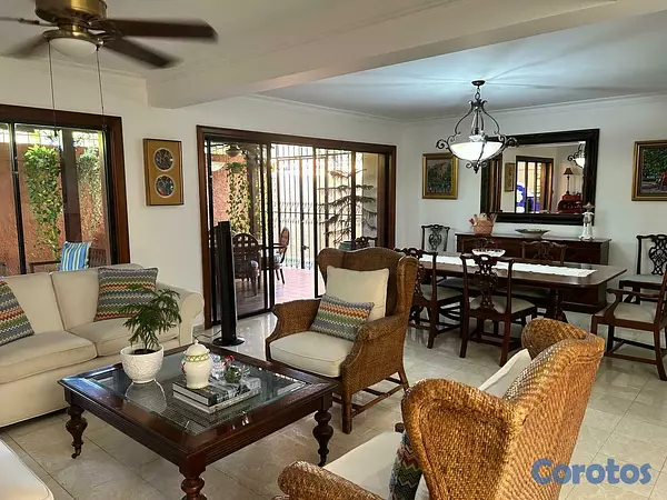 casas - Casa en Venta en ARROYO HONDO 2