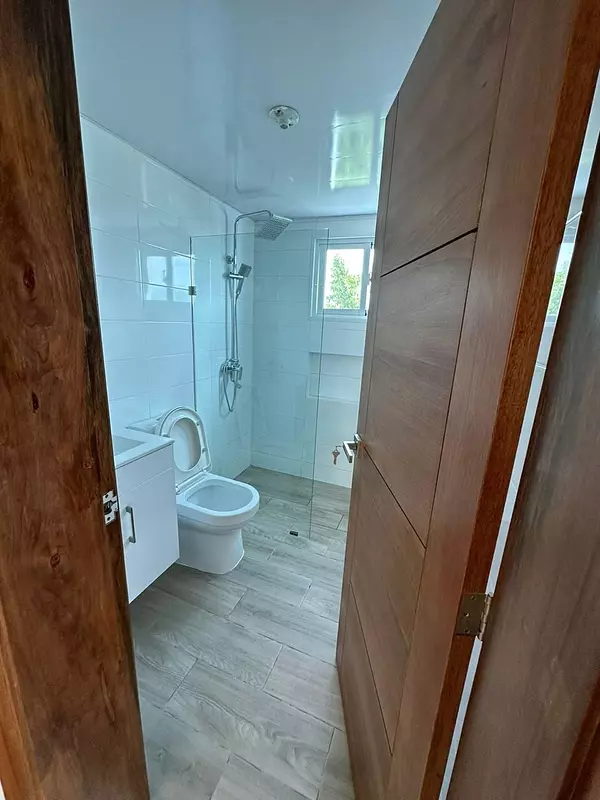apartamentos - Apartamento 3er Nivel en Cerro Alto 4