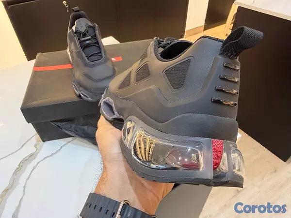 zapatos para hombre - Tenis PRADA COLLISION CROSS Como Nuevo US$ 450.00  6