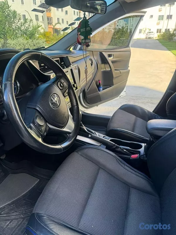 carros - Toyota Corolla S 2018 5