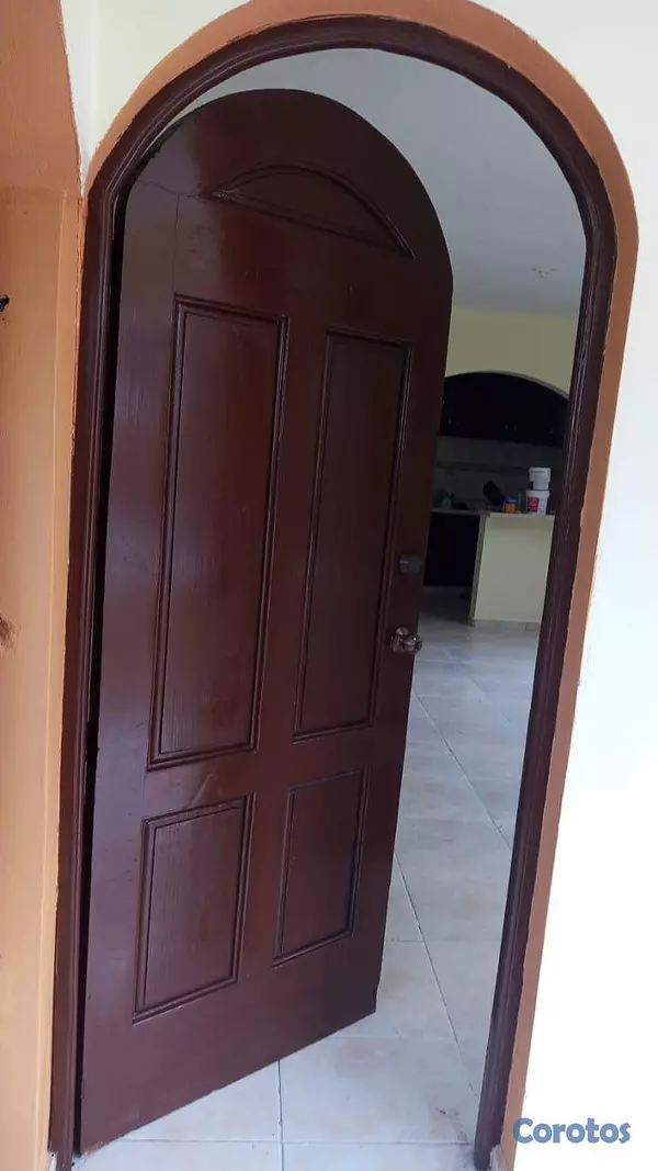 casas - SE VENDE CASA EN EL MILLONCITO DE SABANA PERDIDA, SANTO DOMINGO NORTE 4