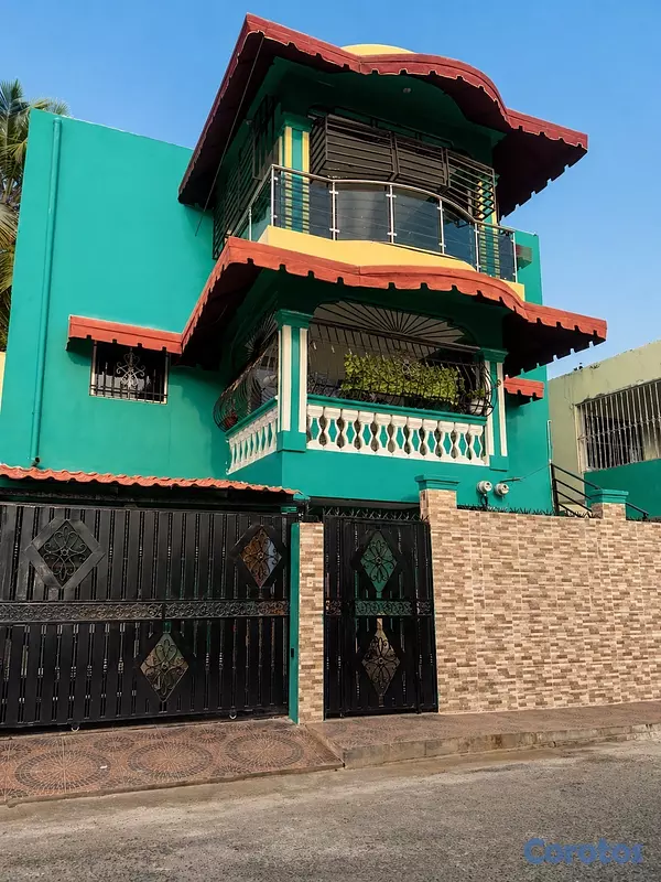 casas - Amplia y Hermosa Propiedad en Santo Domingo Este con Apartamento Independiente 2