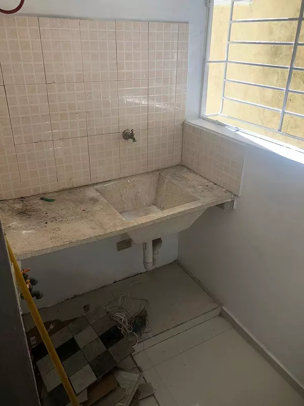 apartamentos - Vendo apartamento,
Urbanización Mirador del Oeste,
Residencial cerrado  7