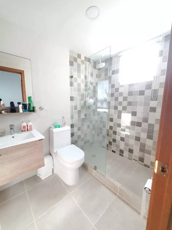 apartamentos - ALQUILO Bello apto en alquiler Finamente amueblado Bella vista norte 125 metros 4