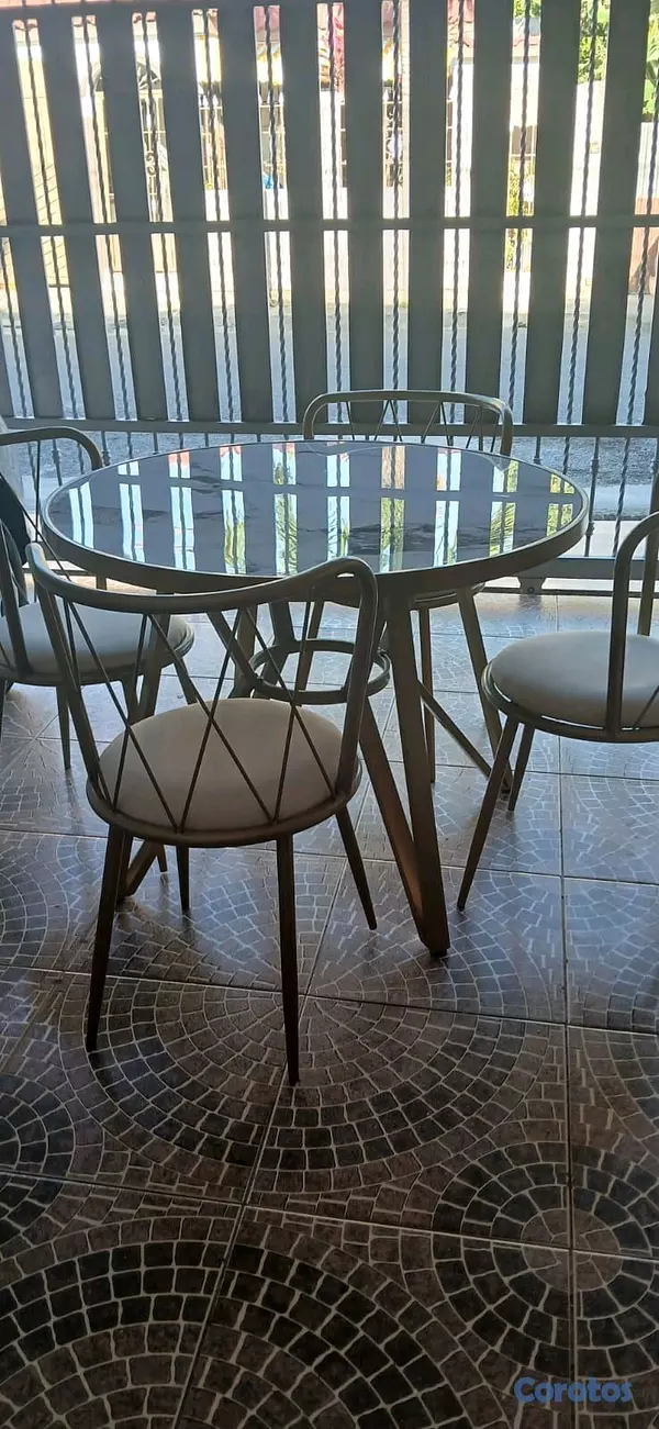 muebles y colchones - Juego de comedor en metal  4