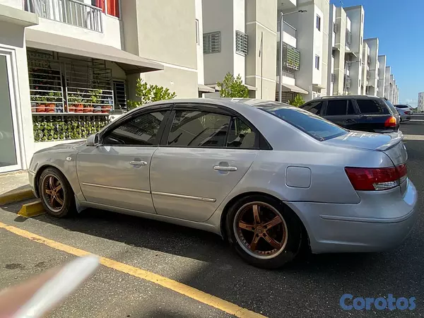 carros - Hyundai Sonata 2010 en buen estado – económico   3