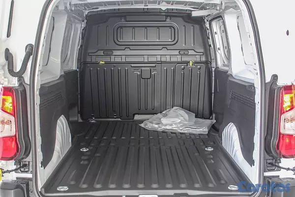 otros vehiculos - Citroen Berlingo Carga 7