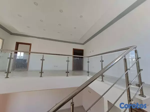 casas - SE VENDE HERMOSA CASA EN RESIDENCIAL PUERTO PLATA 5