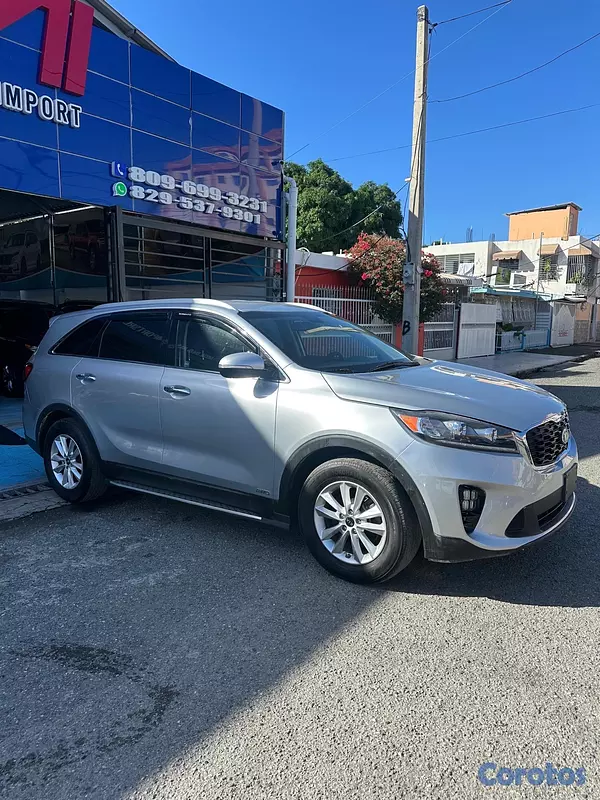 jeepetas y camionetas - Kia Sorento LX 2020 2