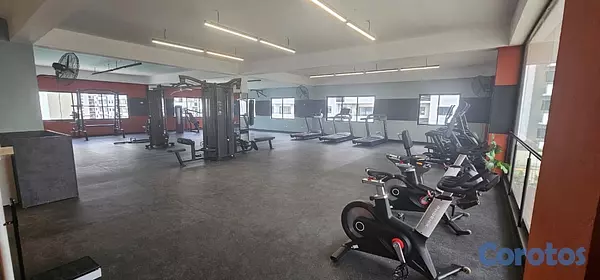 apartamentos - Apto en la av. Jacobo Majluta, casa club con pisci 6
