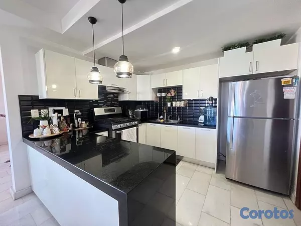 apartamentos - Moderno apartamento en venta ubicado en La Esperilla.

US$430,000 4
