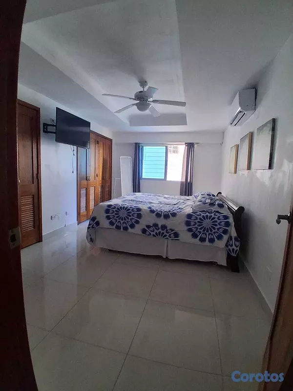 apartamentos - Apartamento en piantini   1100 US$ con mantenimien 8