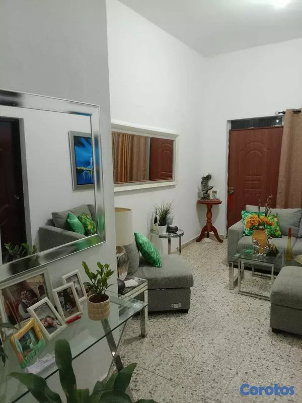 casas - Venta de Casa en Las Caobas vocación comercial 6