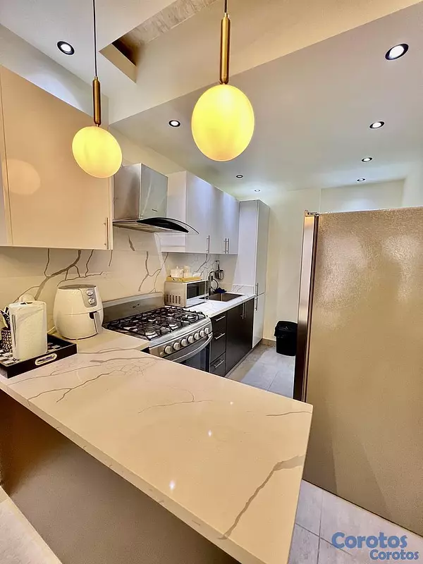 apartamentos - Lujoso apartamento amueblado en alquiler  2