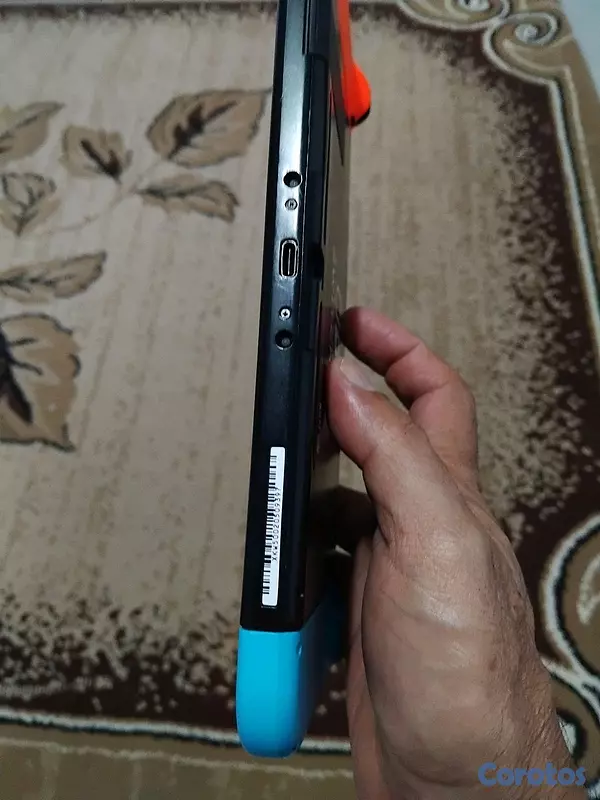 consolas y videojuegos - En venta nintendo switch en excelentes condiciones. 
Sto dgo este aut san isidro 4