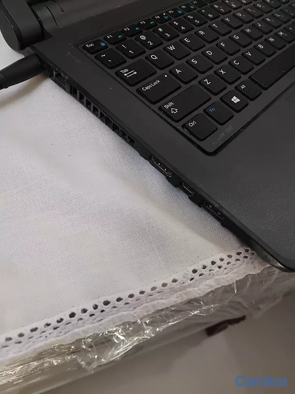 consolas y videojuegos - En venta Laptop Dell Latitude 3350 Intel I5 4g memoria 64bits 120g ssd 14'  3