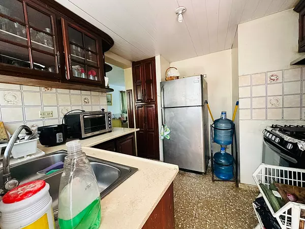 casas - Vendo Casa de dos Niveles  en urb. Fernandez  9