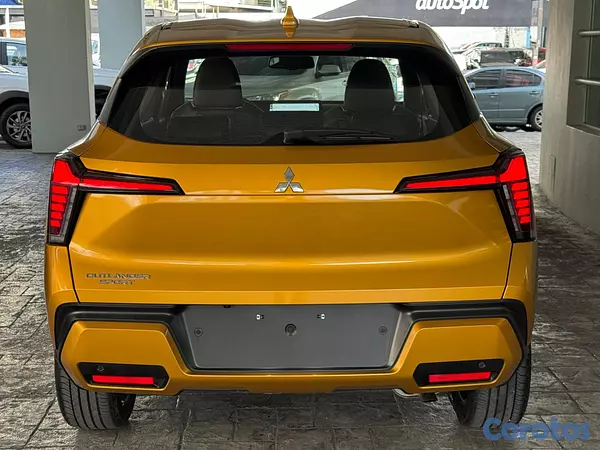 jeepetas y camionetas - Mitsubishi Motors Outlander Sport  2