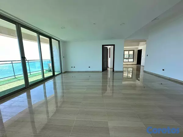 apartamentos - Apartamento amplio de 3 habitaciones en Malecon Ce 8