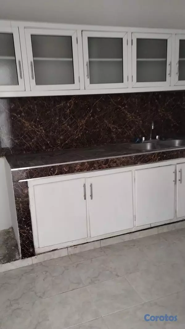apartamentos - Apto en Pantoja limpio. Privado calle cerrada.  2