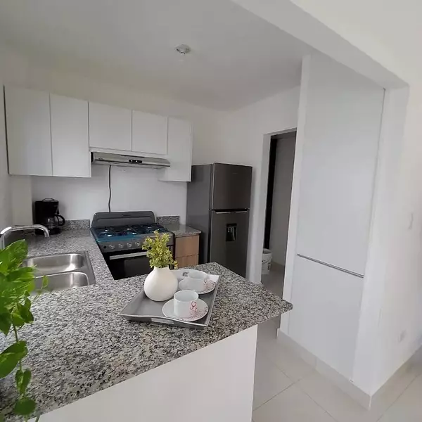 apartamentos - Primer Nivel Disponible en Ave. Hispanoamericana  6