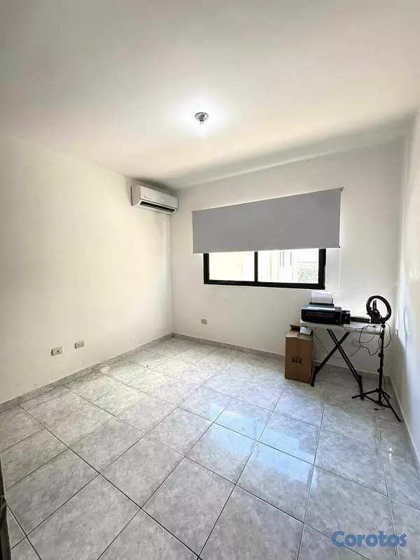 apartamentos - Apartamento en Venta en Evaristo Morales a pasos d 9