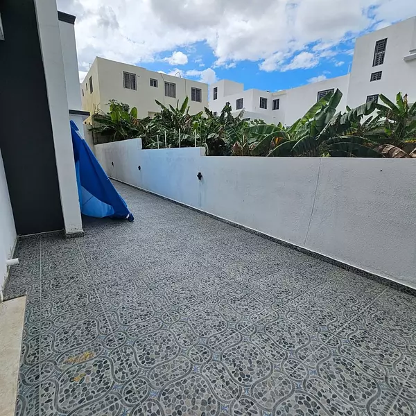 casas - Casa en un proyecto cerrado de la Av Hispanoamericana Santiago de los Caballeros 3