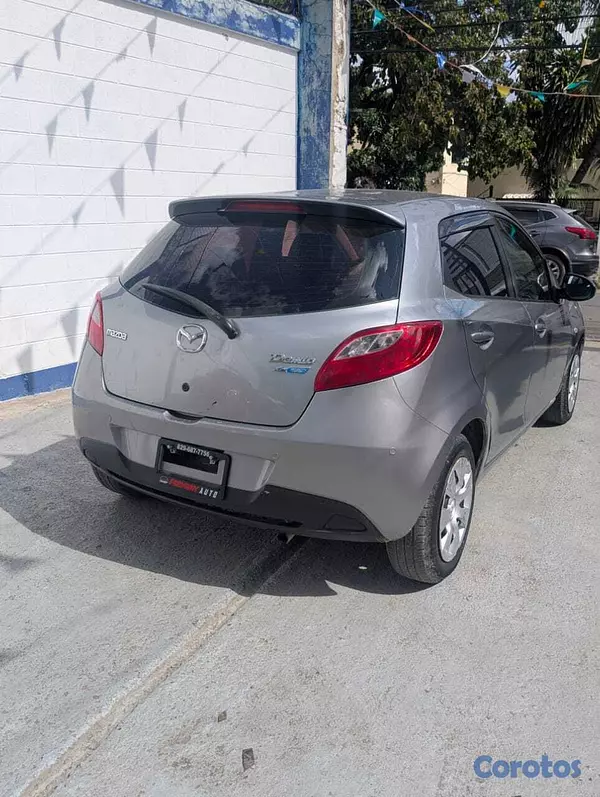 carros - MAZDA DEMIO 2013 10