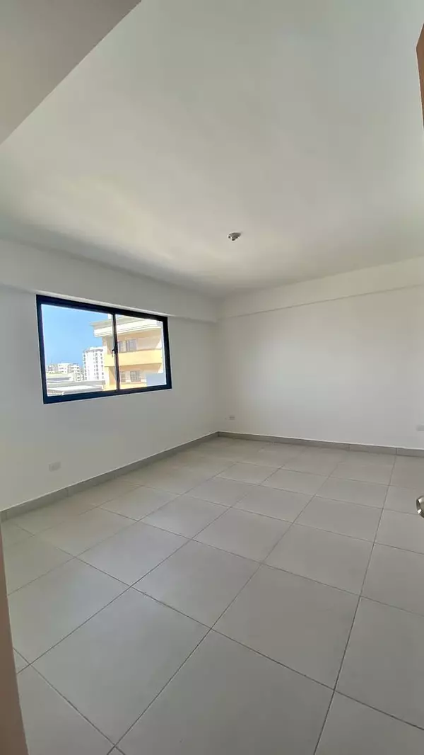 apartamentos - Se alquila apartamento en Evaristo Morales 9