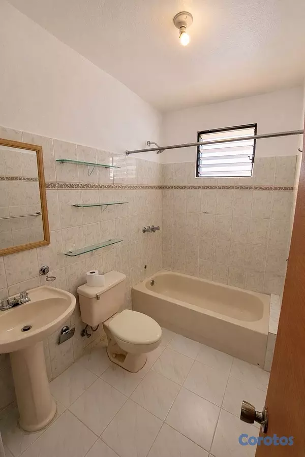 apartamentos - Res. Flamenco II, El Embrujo I, Santiago. 4