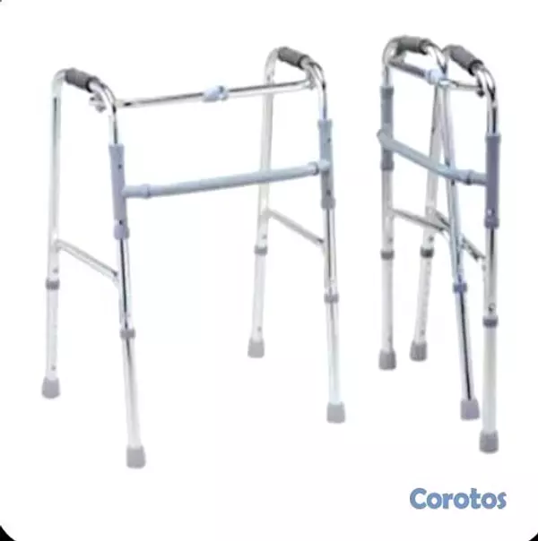 Salud y Equipamiento Médico - Cama,andador,silla de aseo y silla inodoro 2