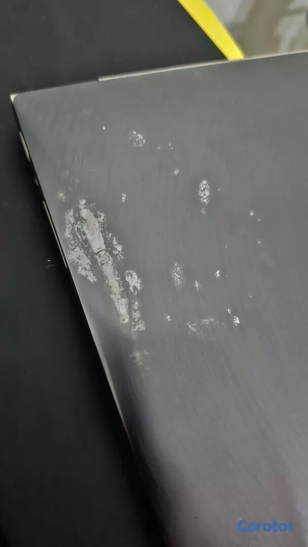 computadoras y laptops - Ordenador ASUS ultraligero y rápido en muy buenas condiciones 5
