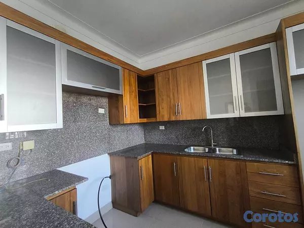 apartamentos - Apartamento amplio con elevador en Santiago  9