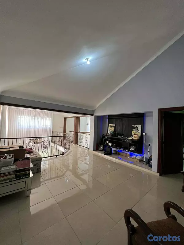 casas - Casa de dos niveles en Cuesta Hermosa III 14