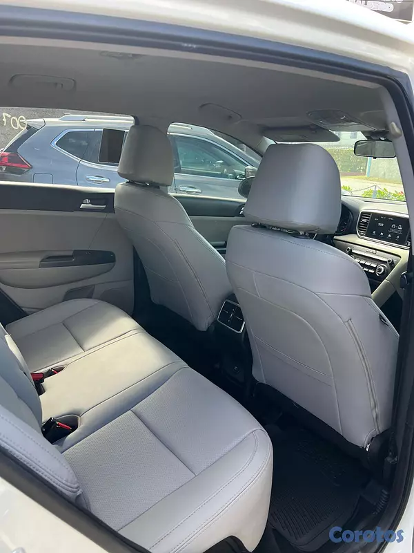 jeepetas y camionetas - KIA SPORTAGE LX 2022 6