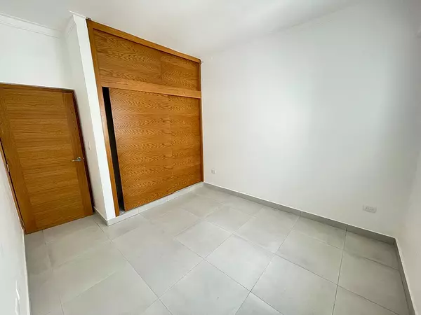 apartamentos - Se alquila apartamento en Serralles  10