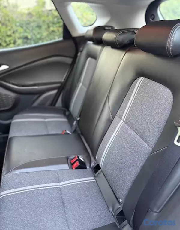 jeepetas y camionetas - Chevrolet Tracker LT 2023 3