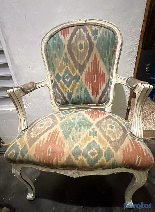 muebles y colchones - Comedor, butacas y mesa de centro. 2