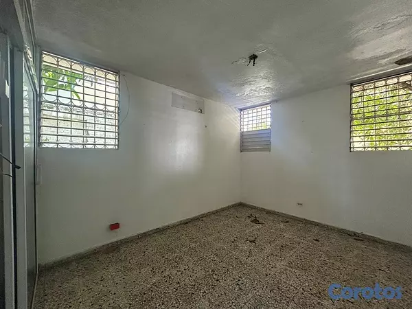 solares y terrenos - vendo casa solar Miramar avenida independencia  3