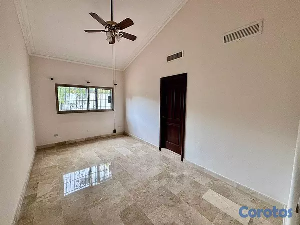casas - Casa de 3 habitaciones 3 baños en alquiler en Los  3