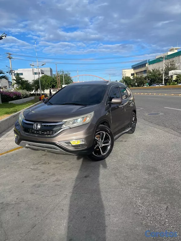 jeepetas y camionetas - Se vende honda CRV 2015 EX 4x4 AWD
Recibo vehículo de menor valor  5