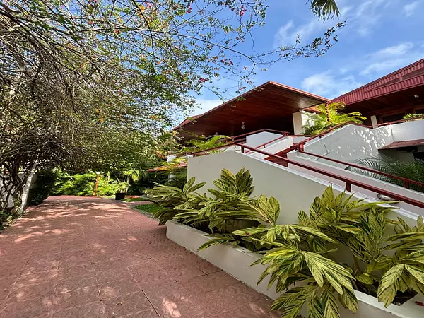 apartamentos - Alquilo Apto en Cuesta Hermosa, cerca de Colegios y Centro Comercial  2