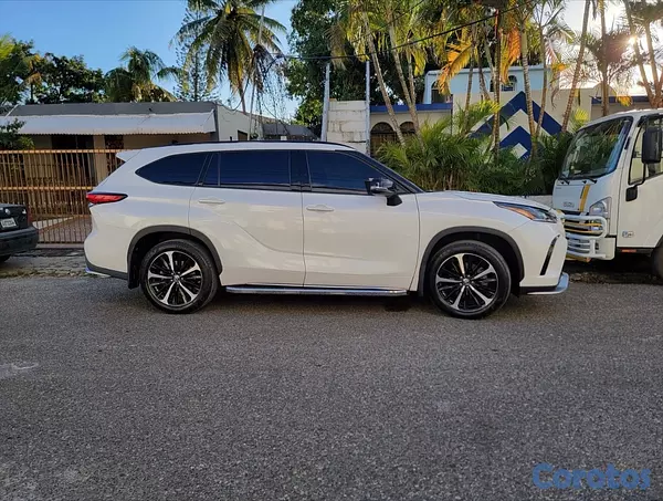 jeepetas y camionetas - Toyota Highlander 2021 XSE 4X4 8