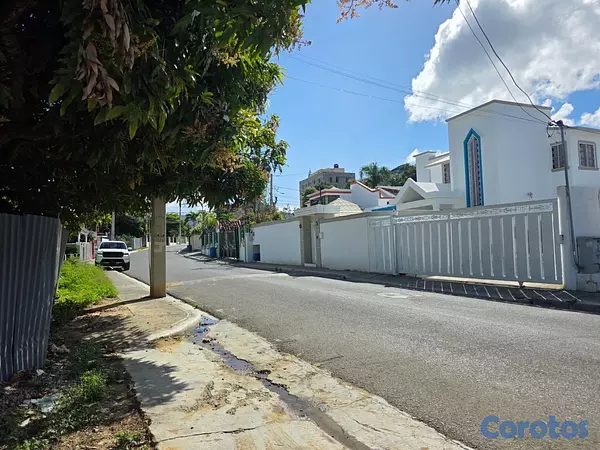 solares y terrenos - Solar en Venta con Proyecto Aprobado – Arroyo Hondo


  13