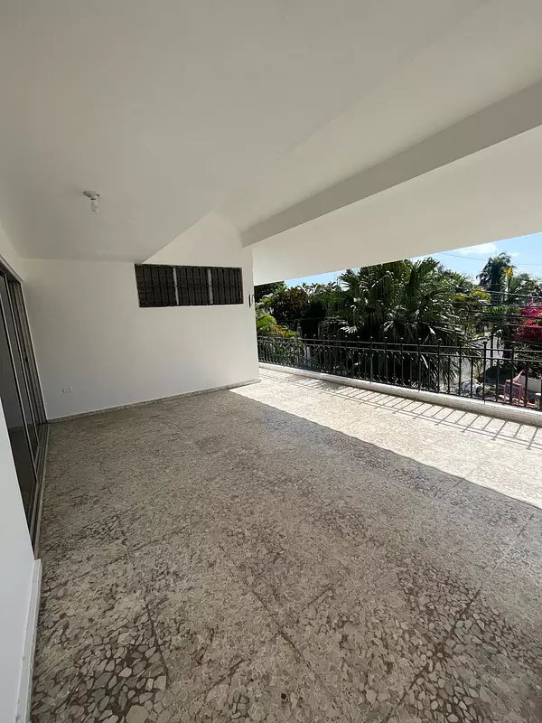 casas - Casa en Venta, La Castellana RD$ 25,000,000   10