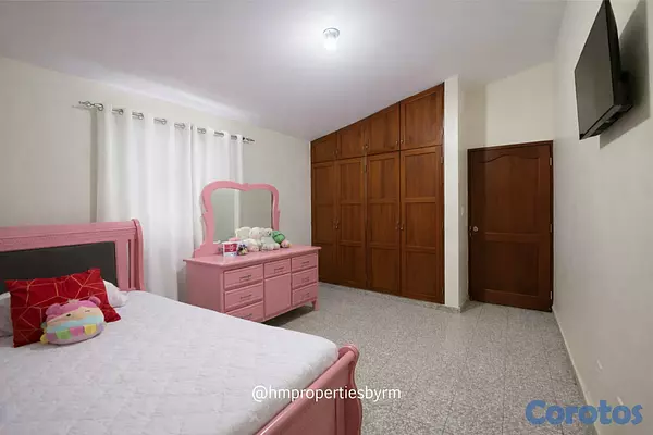 casas - Venta de Amplia Casa de 2 niveles en Miramar – Av. Independencia 16