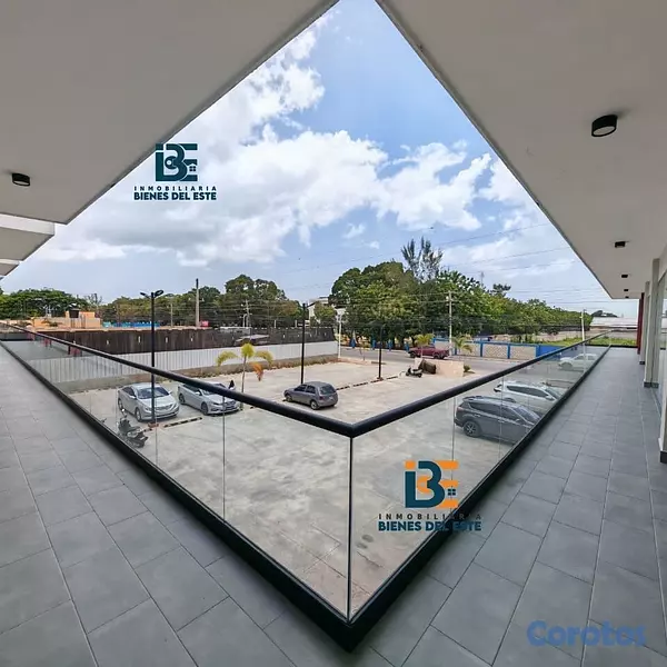 oficinas y locales comerciales - Se Renta Local Comercial en Plaza Florida, proximo 3