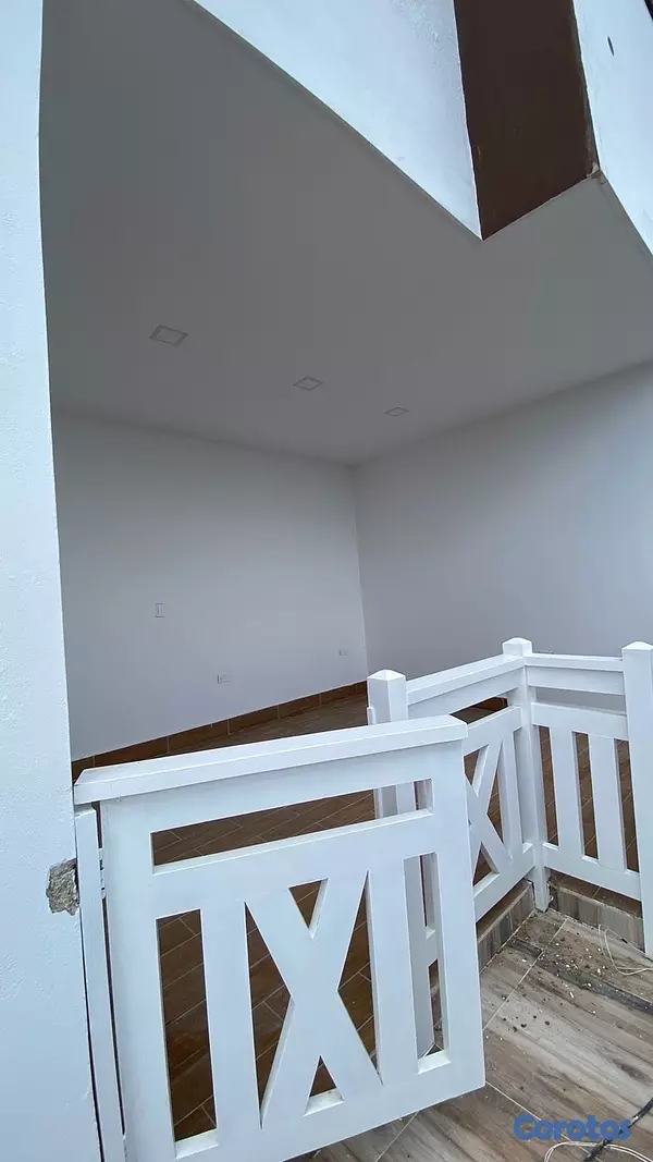 apartamentos - venta de apartamento nuevo en Alma rosa primera de 220mts piso 8 Santo Domingo  4
